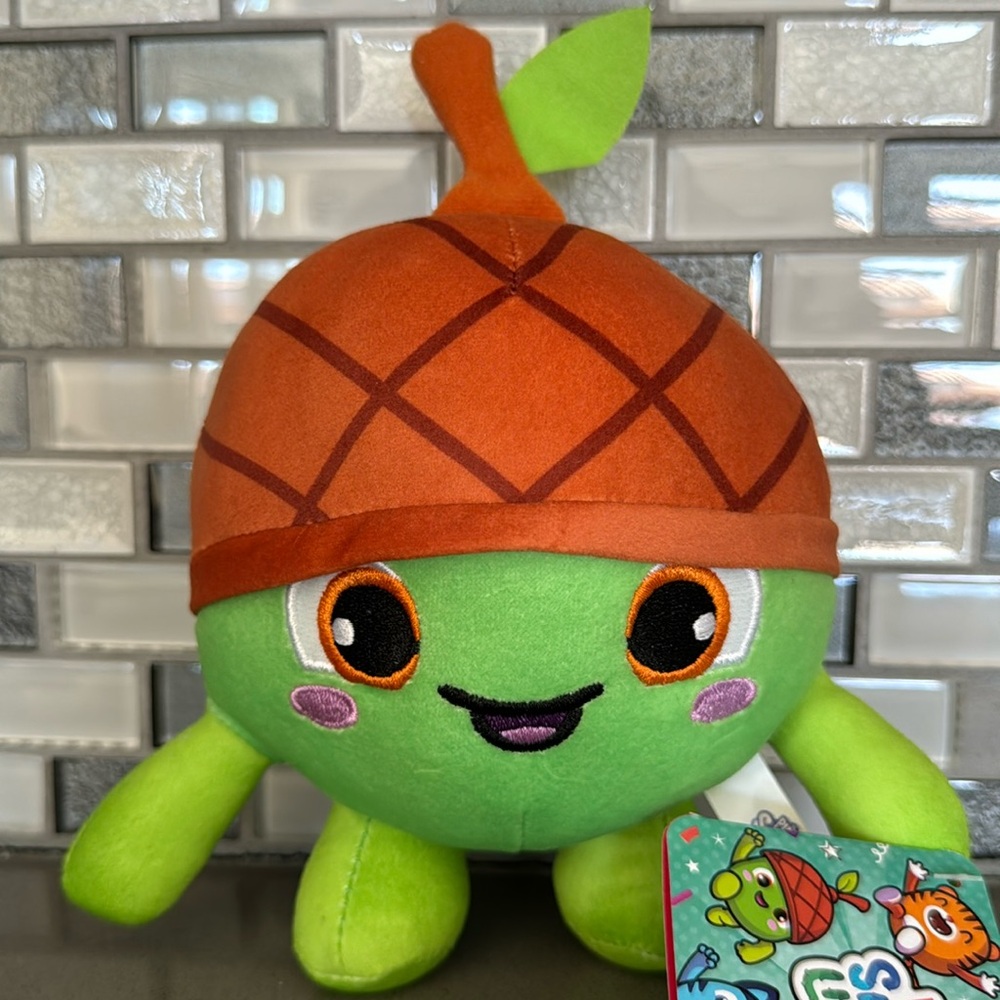 Piñata Smashlings NOAKS Acorn Plush / Limited Edition / Toikido / BRAND NEW